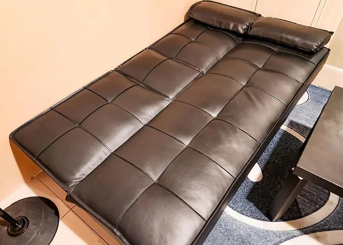 Cozy Pool & View 1br In Makat With Netflix * Manila