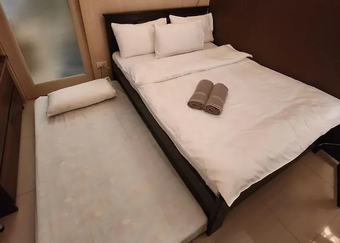 Cozy Pool & View 1br In Makat With Netflix Apartment