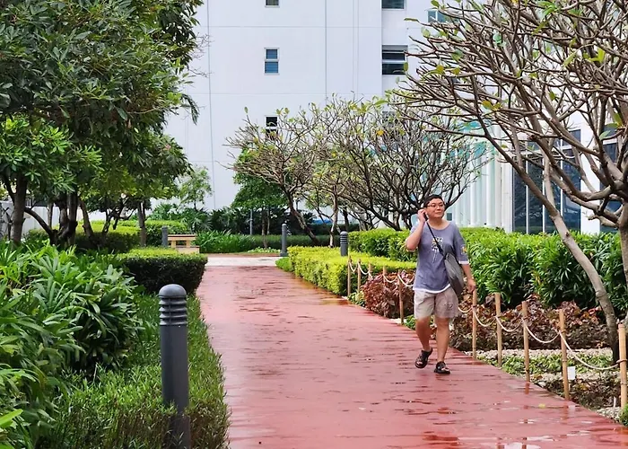 Apartment Cozy Pool & View 1br In Makat With Netflix Manila