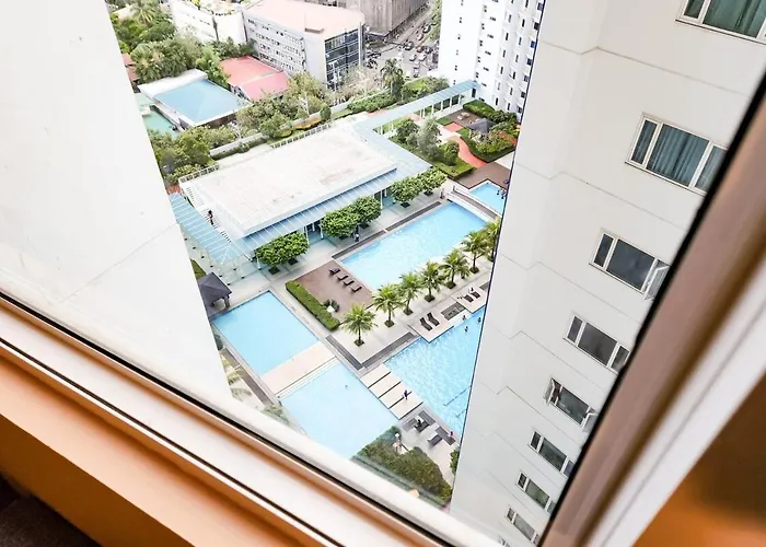 Apartment Cozy Pool & View 1br In Makat With Netflix *